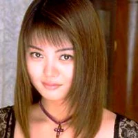 観月里美