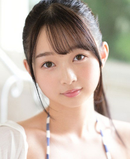 望月つぼみ