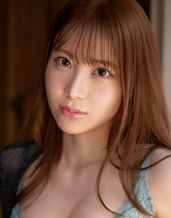笹倉彩