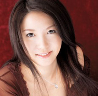 小泉ゆうか